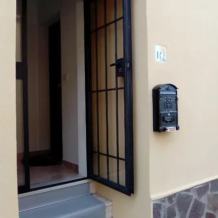 Sansone Apartament *